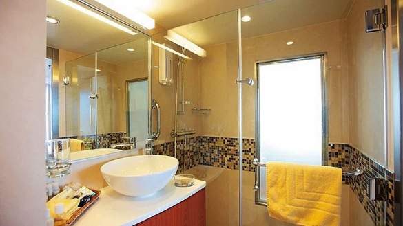 Celebrity Cruises Celebrity Xpedition Junior Suite.jpg